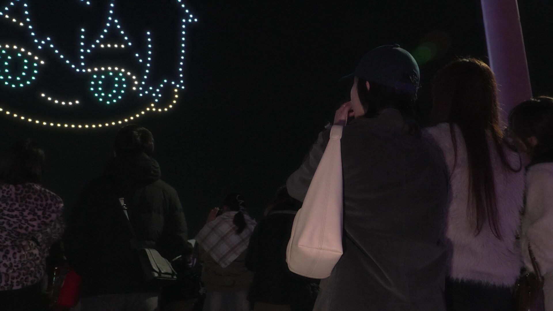 【実績レポート】IPコラボ×ドローンショー導入で来場者1.9万人・SNS拡散ー「カラフルピーチ×東武動物公園」の集客・拡散事例